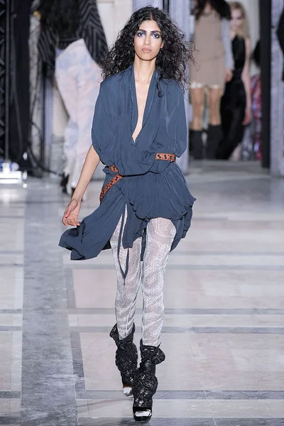 Look 36